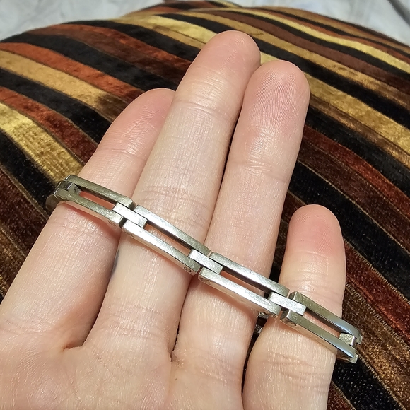 Silver 1/4 inch wide Bracelet from Mexico - Picture 1 of 5